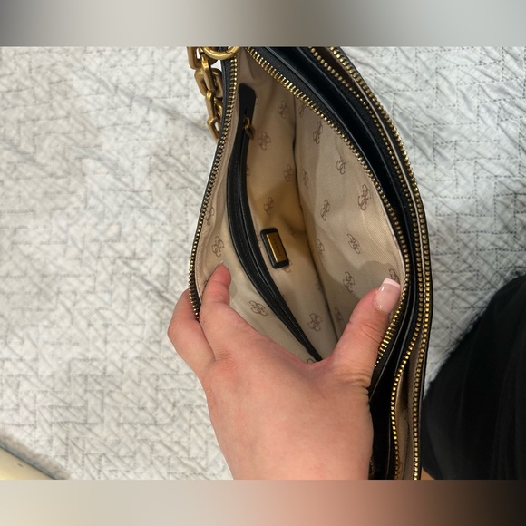 Purse - Picture 2 of 4